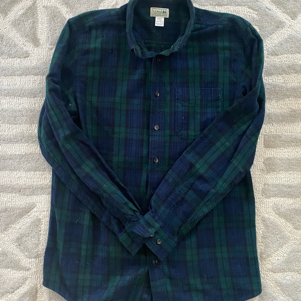 LL Bean slightly fitted mens flannel